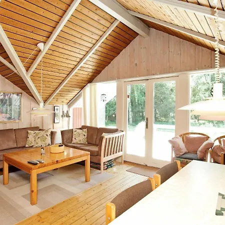 Three-bedroom Holiday In 3 Σπίτι διακοπών Nordenbro Vesteregn
