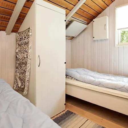 Three-bedroom Holiday In 3 * Nordenbro Vesteregn