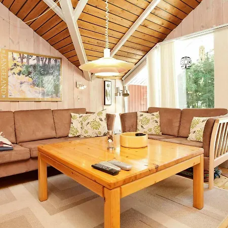 Three-bedroom Holiday In 3